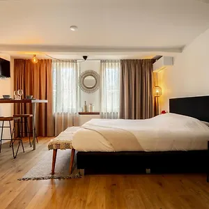 madrid-suites.maastrichthotels.net/